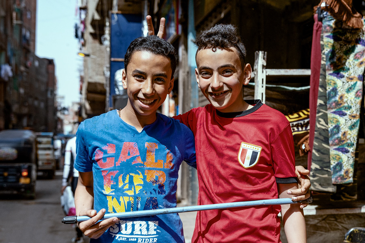 Jugendliche auf den Straßen von Kairo