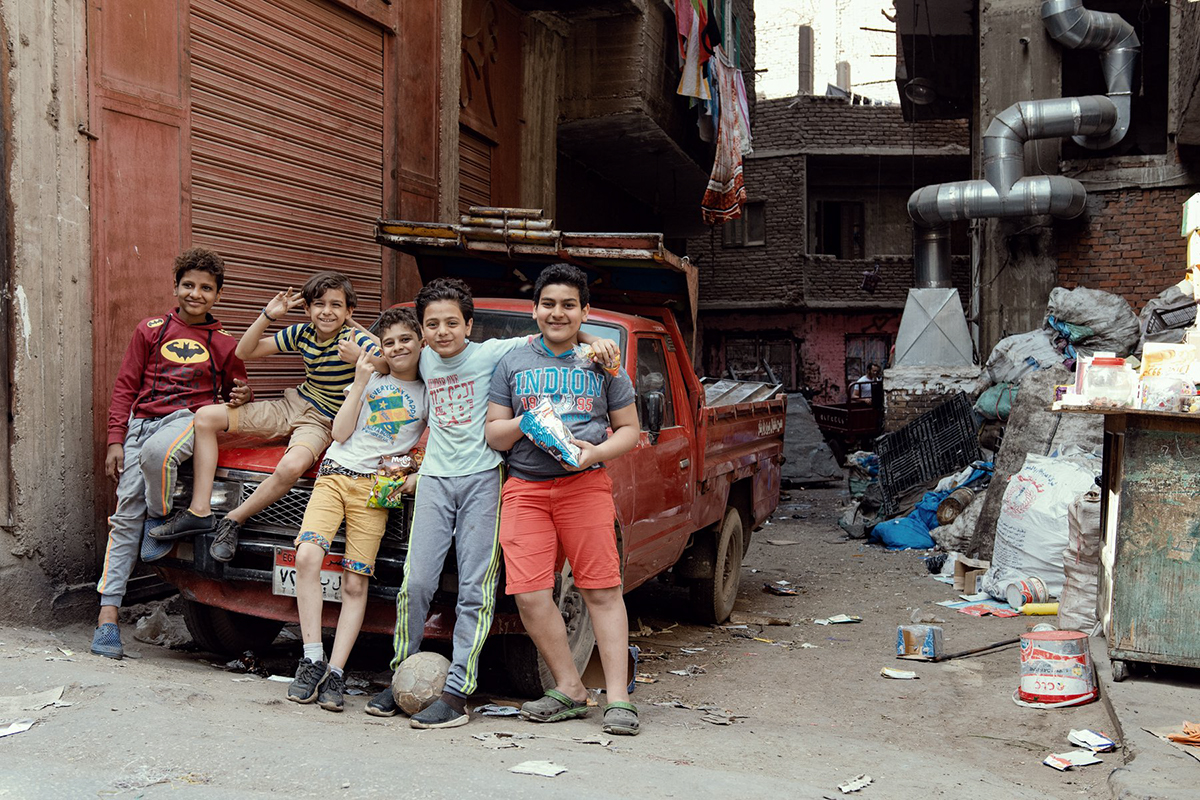 Kinder in Kairo, Zabaleen, Kairo, Müll, Dreck, Auto
