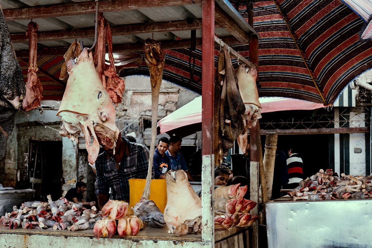 Fleisch, Fleischverkauf, bestialisch, Klaue, Kopf, Kuh, Rind, Vieh, Kairo, Zabaleen